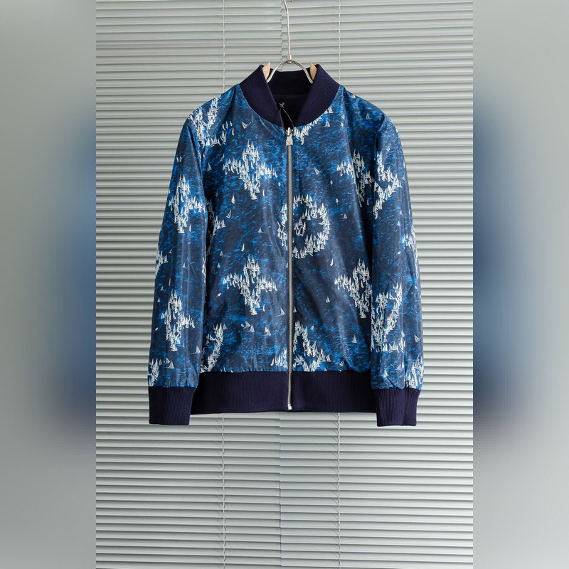 Louis VuittonLV [雙面穿]] MONOGRAM 印花防風 . 本