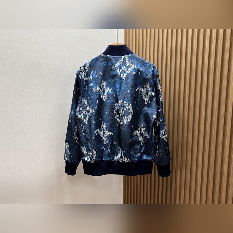 Louis Vuitton26ss---雙面風衣休閑外套，時尚與實用的完美融合！