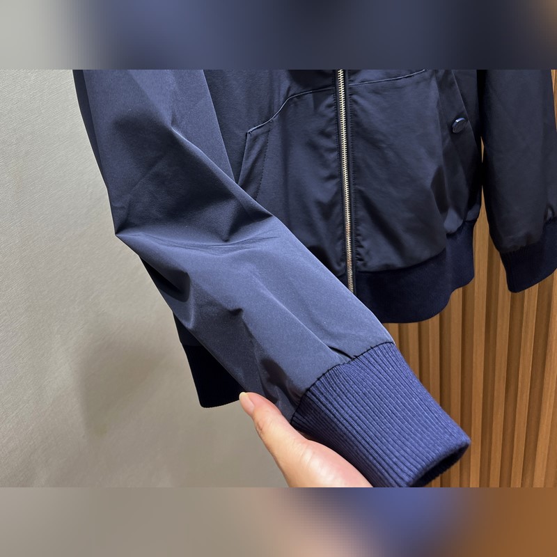 Louis Vuitton26ss---雙面風衣休閑外套，時尚與實用的完美融合！