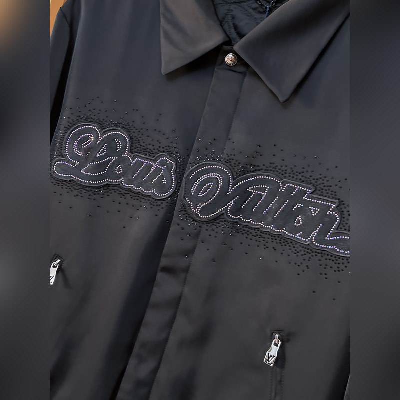 頂級版本 lv家官網(wǎng)同款，三標(biāo)齊全！2026新款男士夾克外套，時尚休閑高端版本！