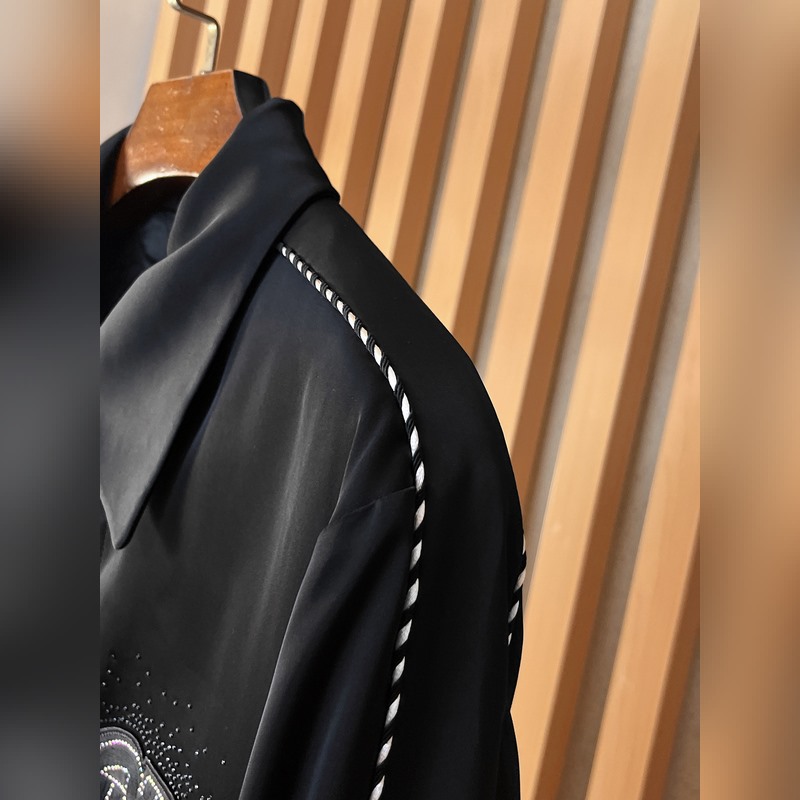 頂級版本 lv家官網(wǎng)同款，三標(biāo)齊全！2026新款男士夾克外套，時尚休閑高端版本！