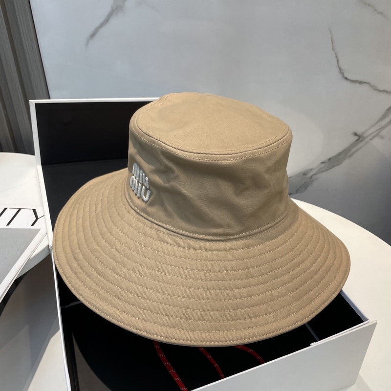 MiuMiu繆繆新款漁夫帽 大帽檐 加大遮陽範(fàn)圍 品質(zhì)細(xì)節(jié)都好到位 帽子一直都是