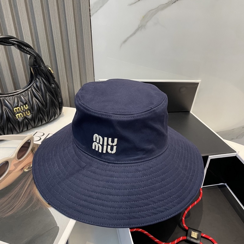 MiuMiu繆繆新款漁夫帽 大帽檐 加大遮陽範圍 品質細節都好到位 帽子一直都是