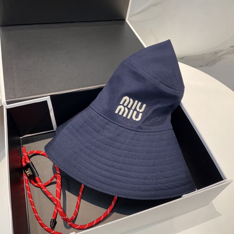 MiuMiu繆繆新款漁夫帽 大帽檐 加大遮陽範圍 品質細節都好到位 帽子一直都是