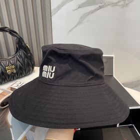 MiuMiu繆繆新款漁夫帽 大帽檐 加大遮陽範圍 品質細節都好到位 帽子一直都是