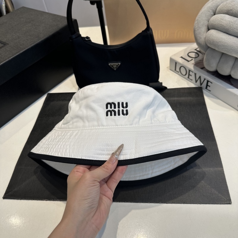 miumiu繆繆26ss新款帆布漁夫帽 雙面學(xué)院風(fēng)漁夫帽，清新文藝配包裝