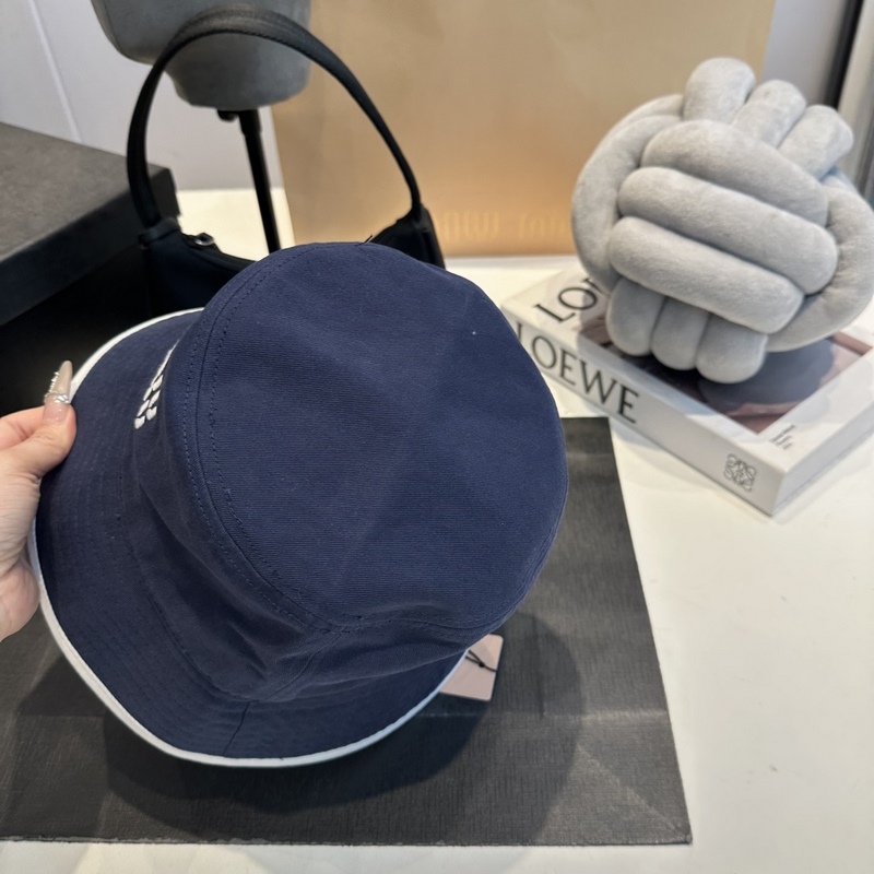 miumiu繆繆26ss新款帆布漁夫帽 雙面學院風漁夫帽，清新文藝配包裝