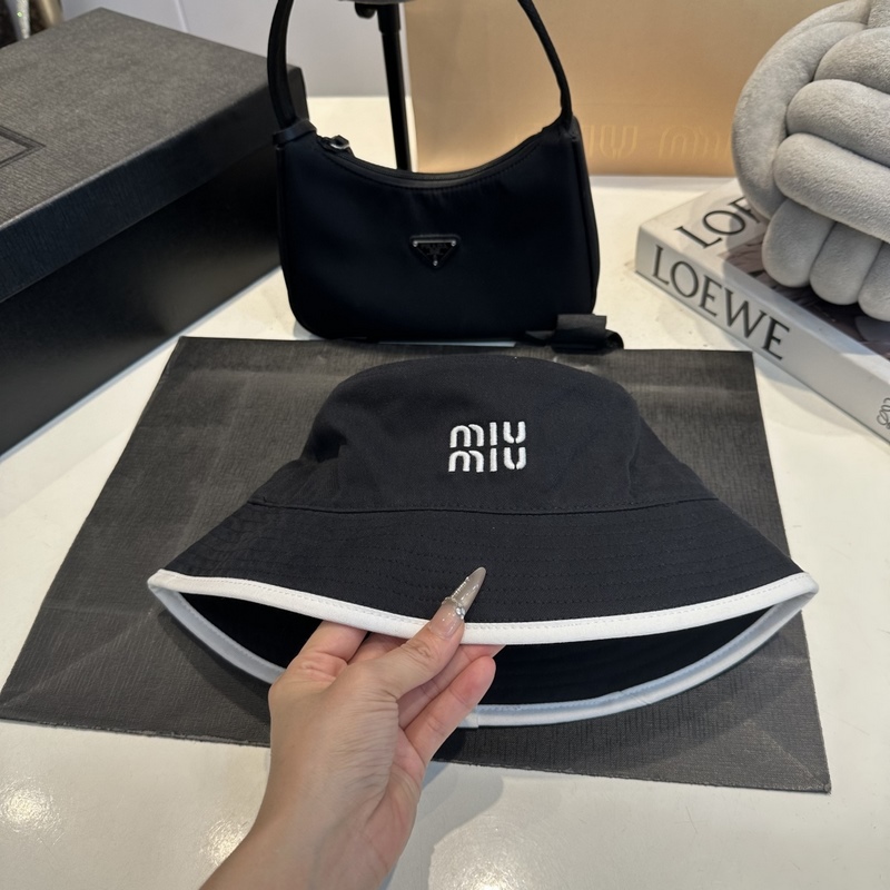 miumiu繆繆26ss新款帆布漁夫帽 雙面學院風漁夫帽，清新文藝配包裝