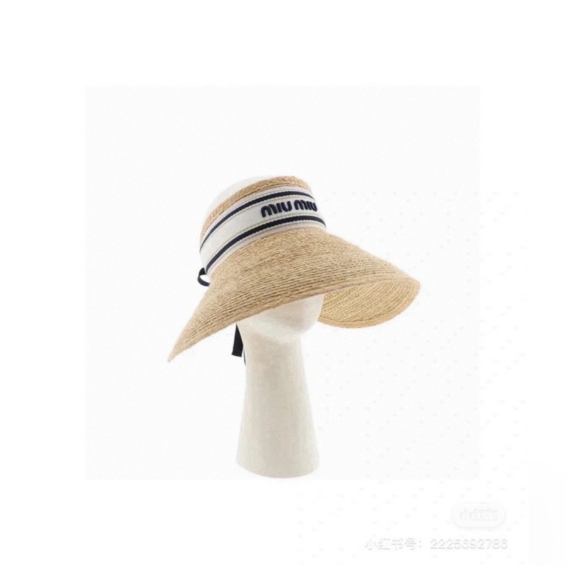 繆繆miumiu拉菲草空頂帽，專櫃新款，且買且珍惜，賣一個少一個，頭圍可以調節