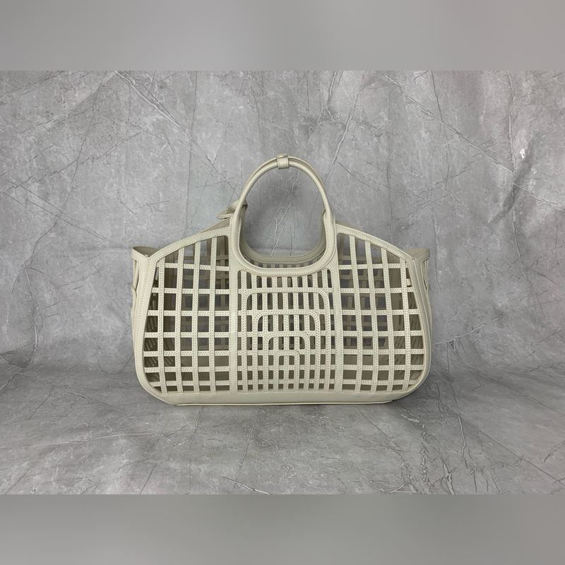 5BA293 (白色)夏日邂逅，用一隻包遇見最好的自己這個夏天，限定新款菜籃子的