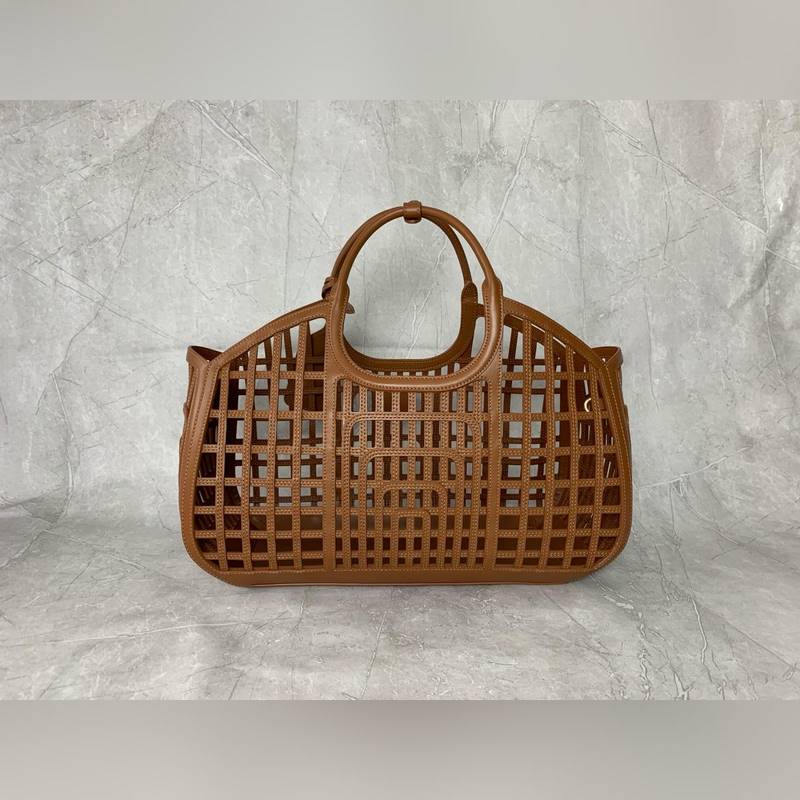 5BA293 (棕色)夏日邂逅，用一隻包遇見最好的自己這個夏天，限定新款菜籃子的