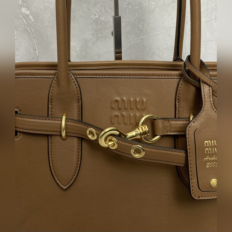 5BG291(焦糖) MIUMIU 手提包 這隻Aventure我要誇爆它！ 絕