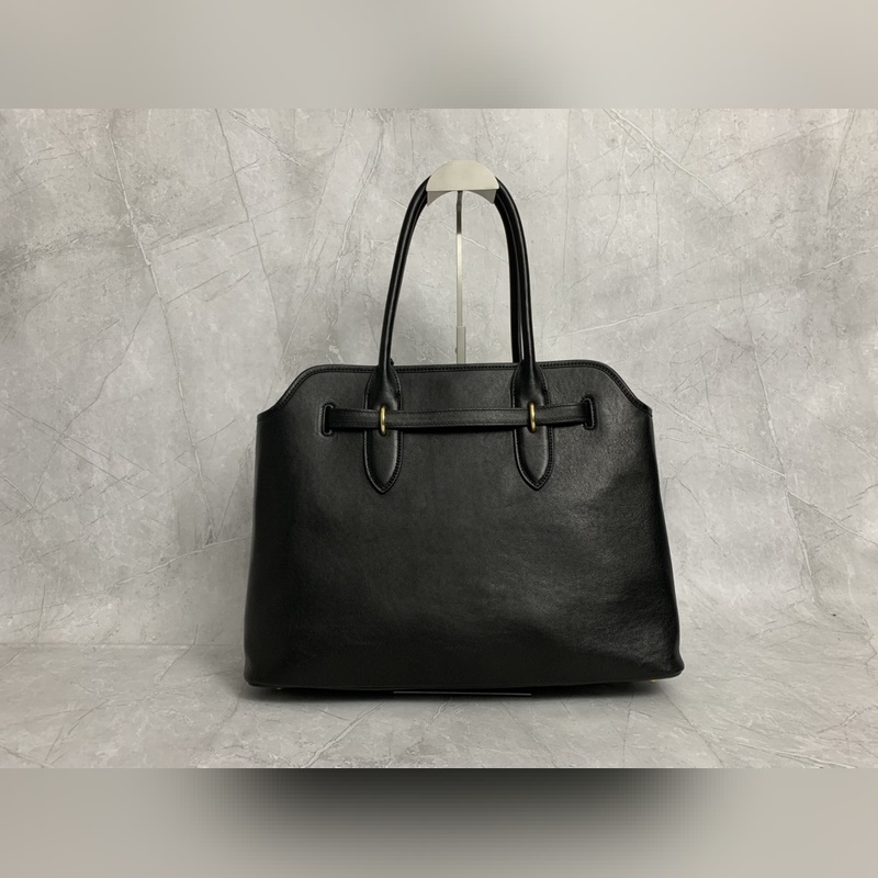 5BG291(黑色) MIUMIU 手提包 這隻Aventure我要誇爆它！ 絕