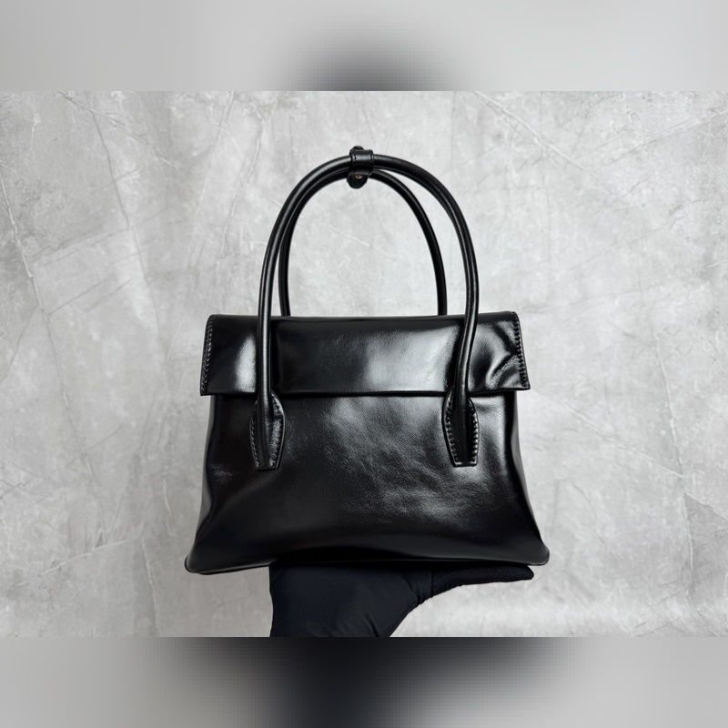 5BA303 原廠Miu 張元英同款秀款 中古手提包 探索女性多元風貌 複古風情