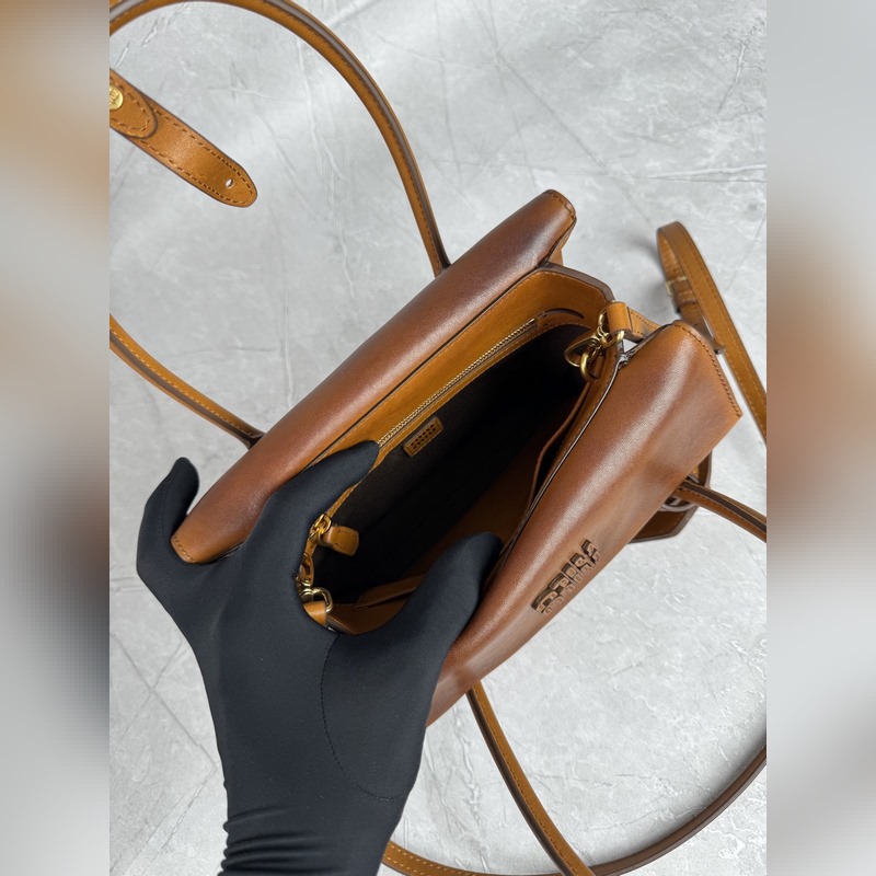 5BA303 原廠Miu 張元英同款秀款 中古手提包 探索女性多元風貌 複古風情