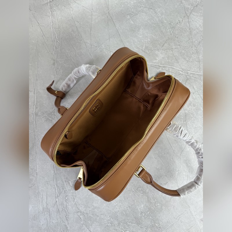 保齡球最新版原廠皮 5BB148(幹邑色) M家新款保齡球包包，官網主推，今年絕