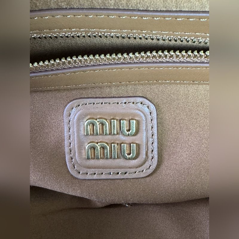 保齡球最新版原廠皮 5BB148(幹邑色) M家新款保齡球包包，官網主推，今年絕