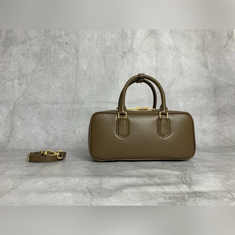 保齡球最新版原廠皮 5BB148(苔原色) M家新款保齡球包包，官網主推，今年絕