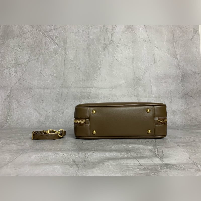 保齡球最新版原廠皮 5BB148(苔原色) M家新款保齡球包包，官網主推，今年絕