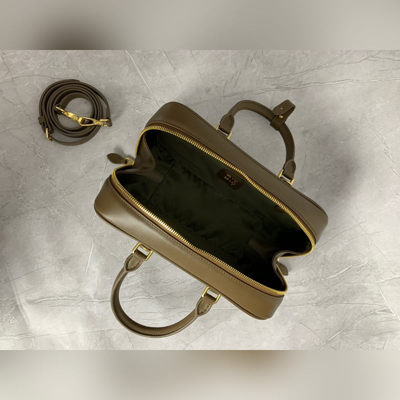 保齡球最新版原廠皮 5BB148(苔原色) M家新款保齡球包包，官網主推，今年絕