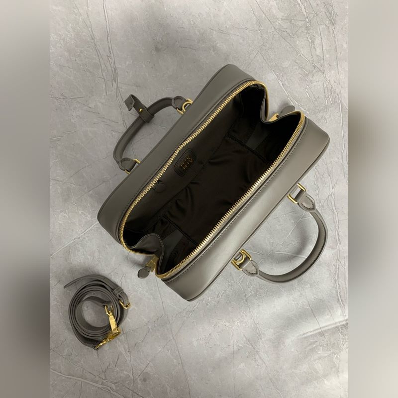 保齡球最新版原廠皮 5BB148(水泥灰) M家新款保齡球包包，官網主推，今年絕