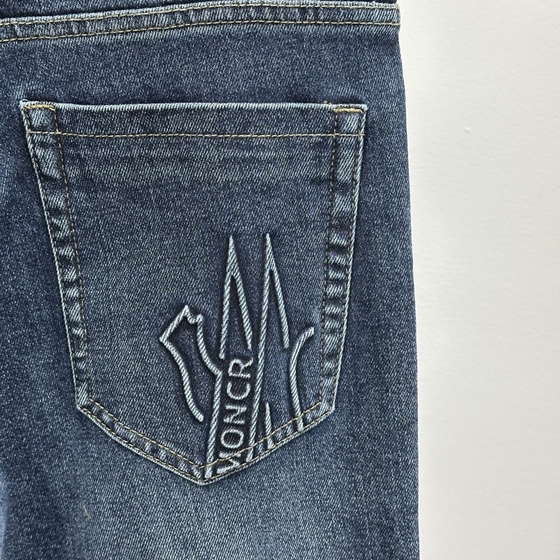 Moncler 蒙口四季款牛仔 2026ss新款修身牛仔褲 完美洗水工藝 定制頂