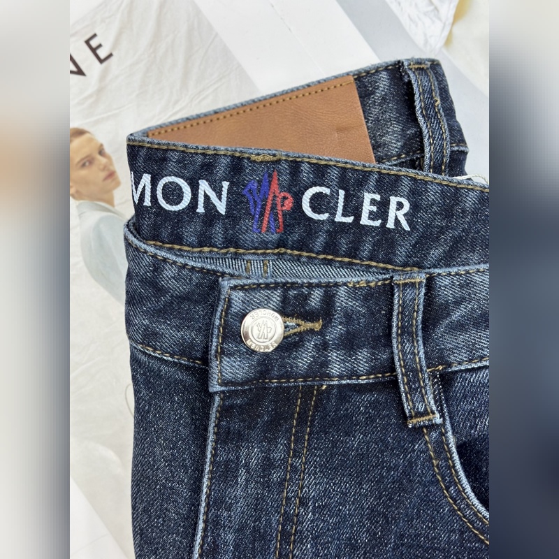 Moncler 蒙口四季款牛仔 2026ss新款修身牛仔褲 完美洗水工藝 定制頂