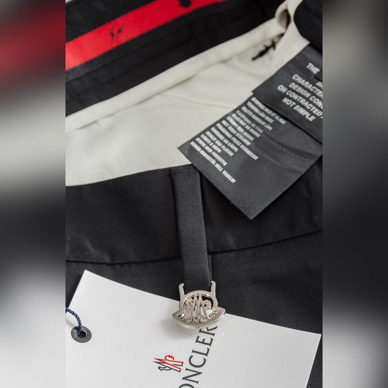 Moncler 蒙口 26ss春夏輕奢時尚定制休閑西褲，簡潔幹練的風(fēng)格，精緻卓