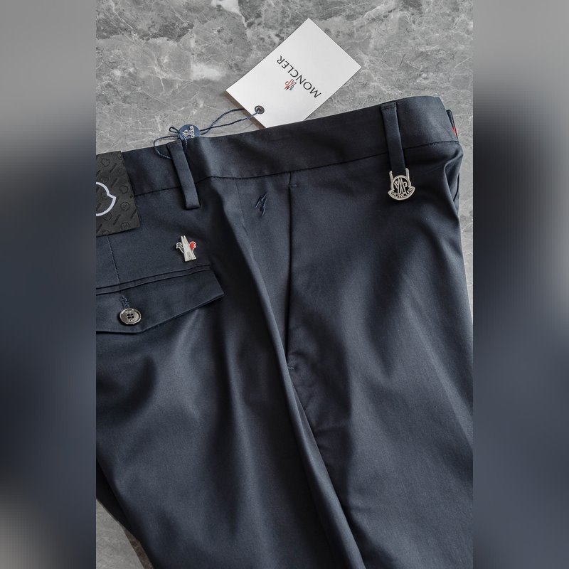 Moncler 蒙口 26ss春夏輕奢時尚定制休閑西褲，簡潔幹練的風格，精緻卓