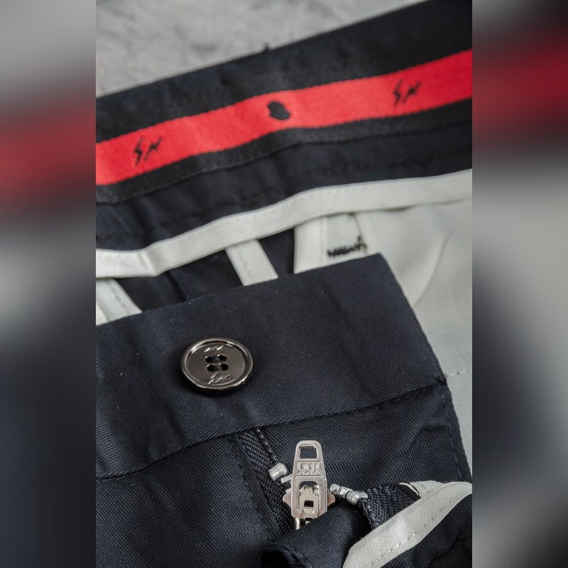 Moncler 蒙口 26ss春夏輕奢時尚定制休閑西褲，簡潔幹練的風格，精緻卓