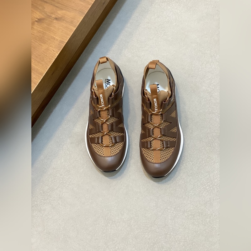 Moncler，蒙口男士休閑運(yùn)動(dòng)鞋，具有舒適防滑性能，采用一體成型進(jìn)口飛織科技面