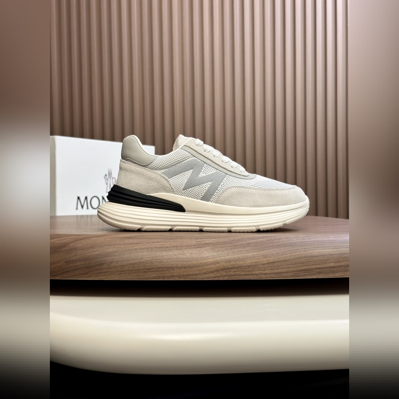 Moncler蒙口 男鞋運動鞋，進口牛皮面、氯丁橡膠 各種材質拼接打造，鞋面采用