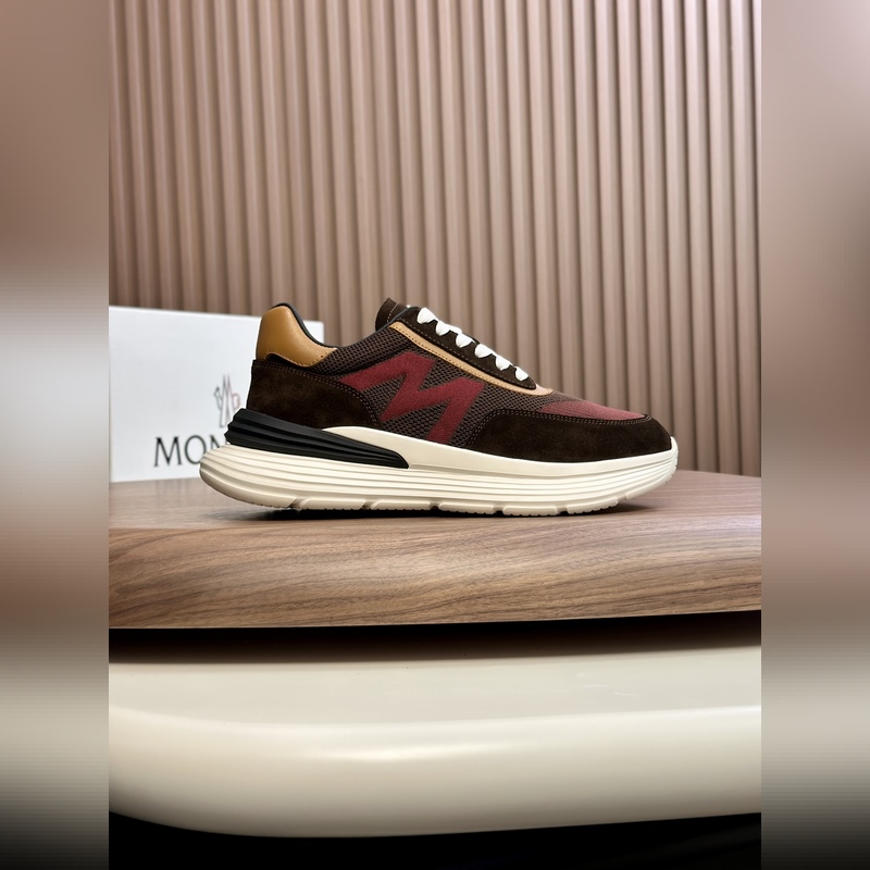 Moncler蒙口 男鞋運(yùn)動(dòng)鞋，進(jìn)口牛皮面、氯丁橡膠 各種材質(zhì)拼接打造，鞋面采用