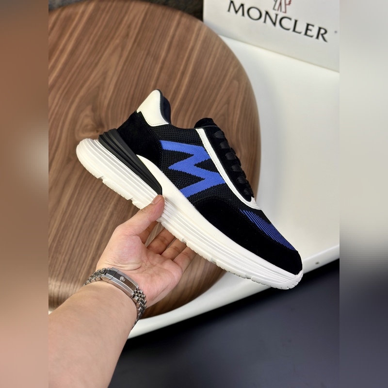 Moncler蒙口 男鞋運動鞋，進口牛皮面、氯丁橡膠 各種材質拼接打造，鞋面采用