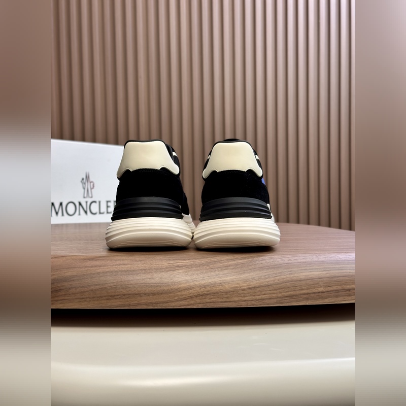 Moncler蒙口 男鞋運動鞋，進口牛皮面、氯丁橡膠 各種材質拼接打造，鞋面采用