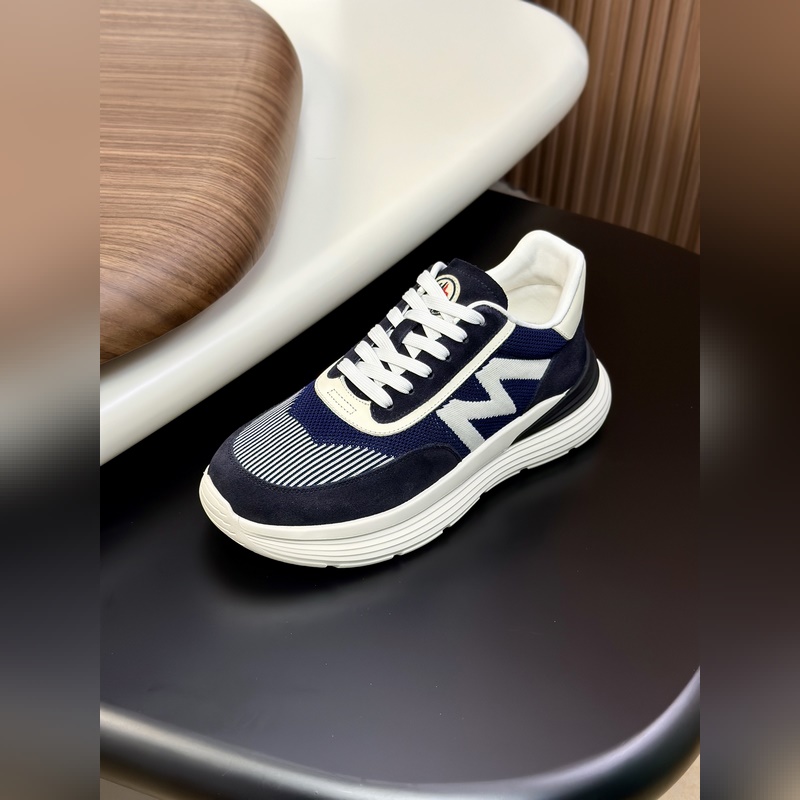 Moncler蒙口 男鞋運(yùn)動鞋，進(jìn)口牛皮面、氯丁橡膠 各種材質(zhì)拼接打造，鞋面采用