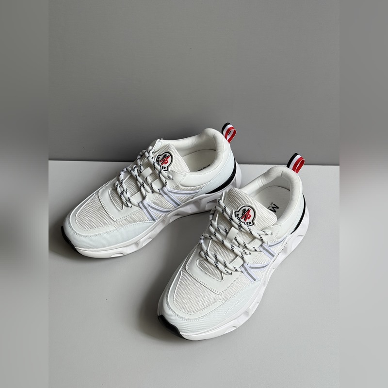 Moncler蒙口 男鞋運動鞋，進口牛皮面、氯丁橡膠 各種材質拼接打造，鞋面采用