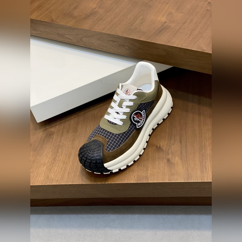 Moncler蒙口 男鞋運動鞋，進口透氣網面、氯丁橡膠 各種材質拼接打造，鞋面采