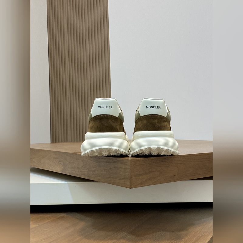 Moncler蒙口 男鞋運動鞋，進口透氣網面、氯丁橡膠 各種材質拼接打造，鞋面采