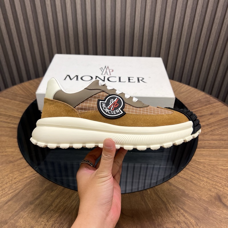 Moncler蒙口 男鞋運動鞋，進口牛皮面、氯丁橡膠 各種材質拼接打造，鞋面采用