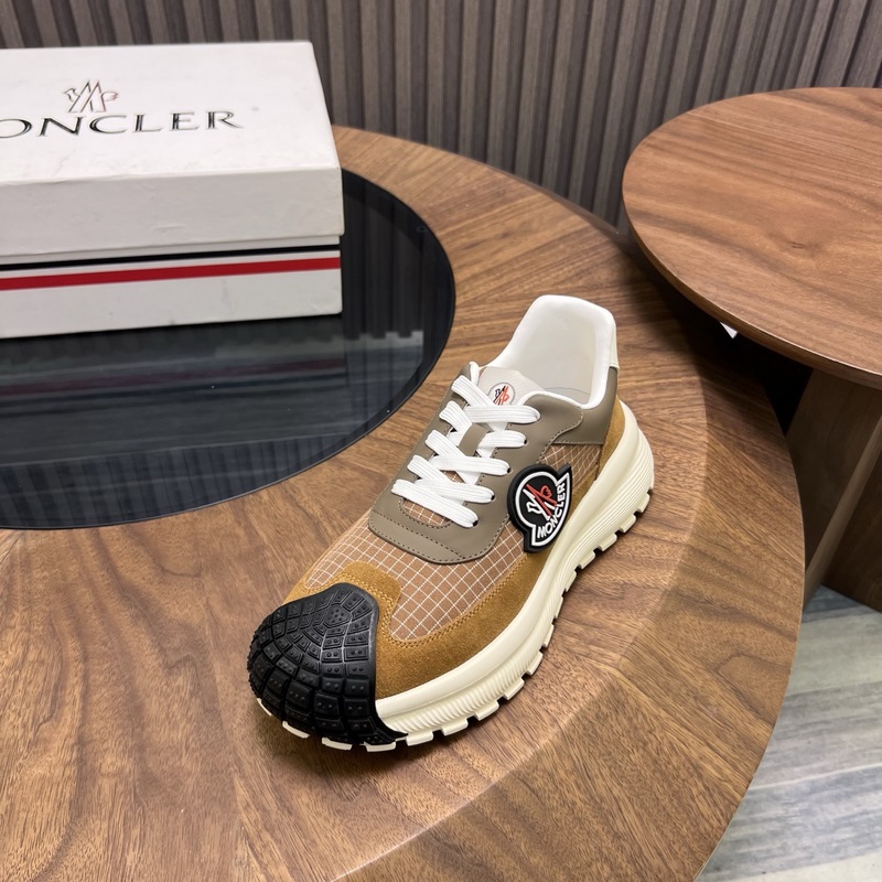 Moncler蒙口 男鞋運動鞋，進口牛皮面、氯丁橡膠 各種材質拼接打造，鞋面采用