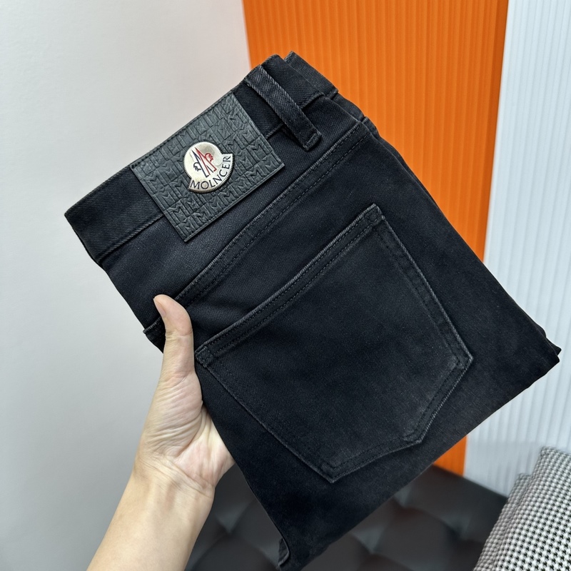 Moncler 蒙口，2026秋冬牛仔褲 面料升級，彈力腰圍，櫃臺同步發(fā)售，進(jìn)口