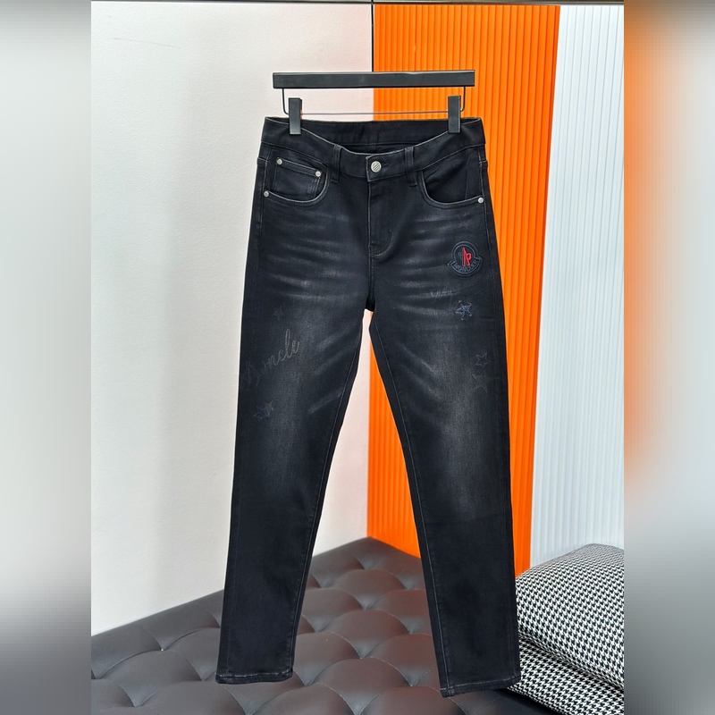 Moncler 蒙口，2026秋冬牛仔褲 面料升級，彈力腰圍，櫃臺同步發(fā)售，進(jìn)口