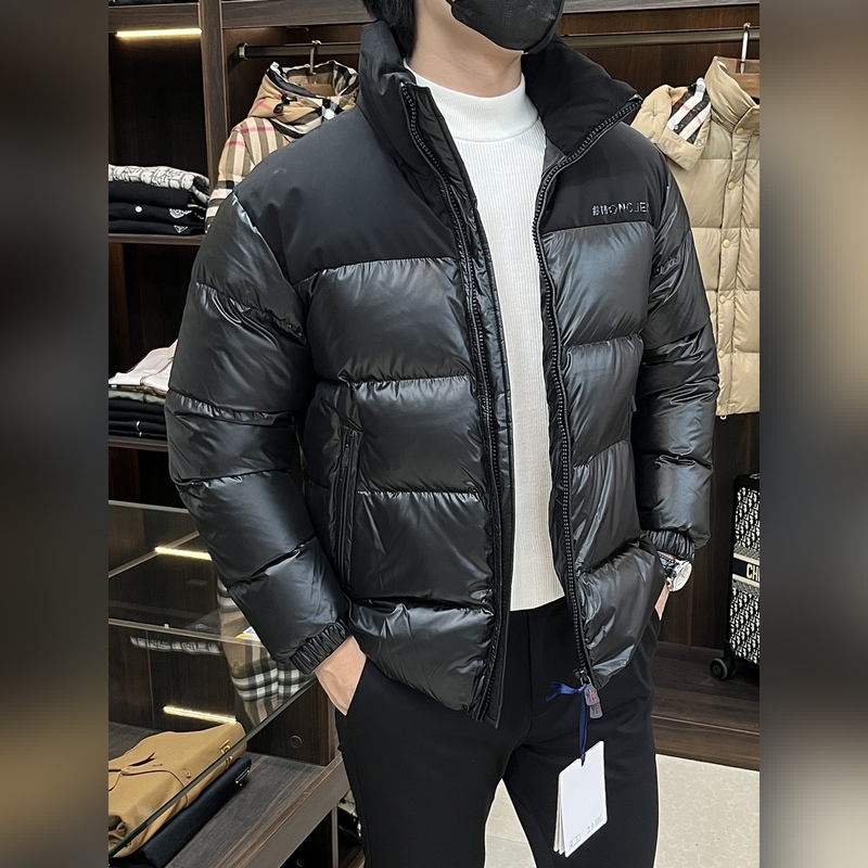 主推羽絨 Moncler 2026最新款時尚設計師款羽絨外套 蒙口立領羽絨服，胸