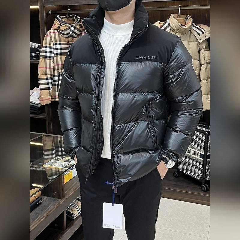 主推羽絨 Moncler 2026最新款時尚設計師款羽絨外套 蒙口立領羽絨服，胸