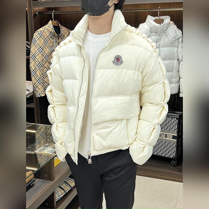 主推羽絨Moncler 2026最新款時(shí)尚設(shè)計(jì)師款羽絨外套 蒙口立領(lǐng)羽絨服，戶外