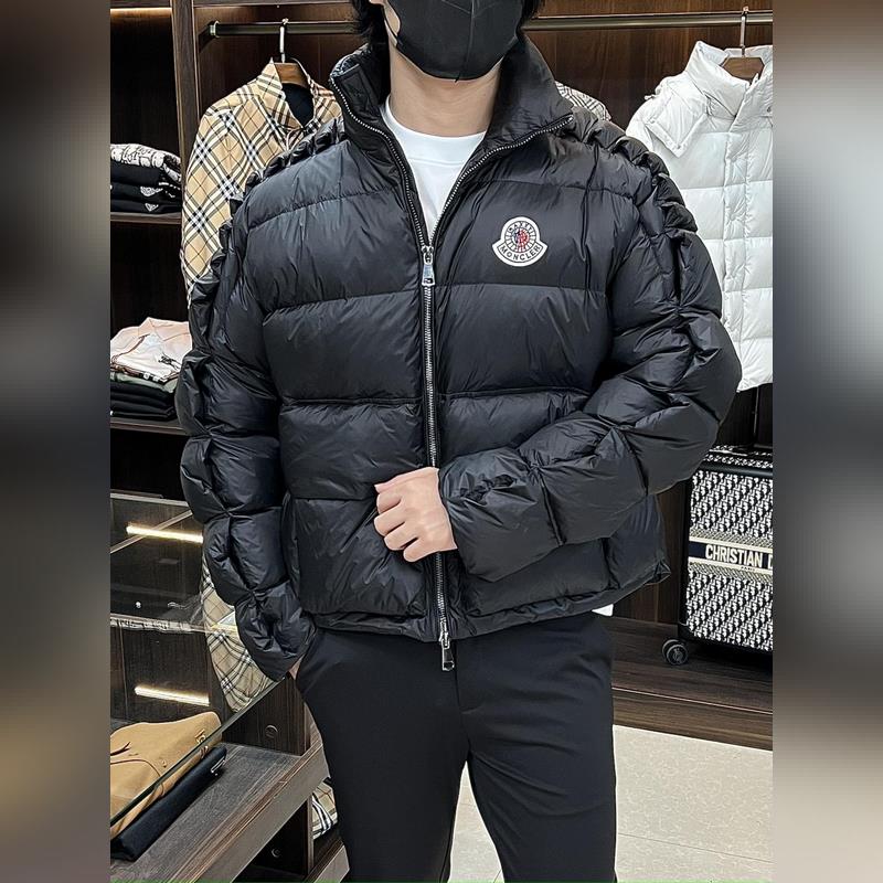 主推羽絨Moncler 2026最新款時(shí)尚設(shè)計(jì)師款羽絨外套 蒙口立領(lǐng)羽絨服，戶外
