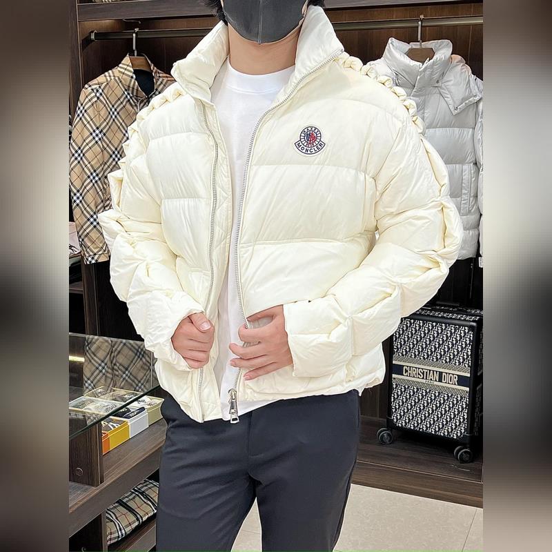主推羽絨Moncler 2026最新款時尚設計師款羽絨外套 蒙口立領羽絨服，戶外