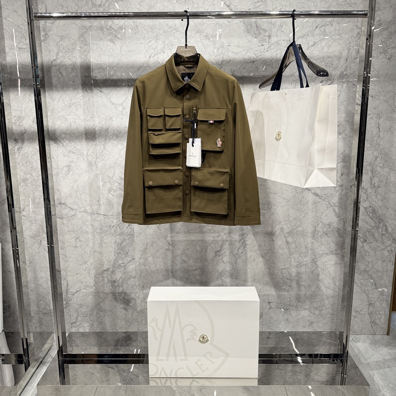 25秋冬新品發(fā)布，蒙口工裝款棉衣出貨，面料及輔料全部原版訂制，工裝機(jī)能風(fēng)做工複雜