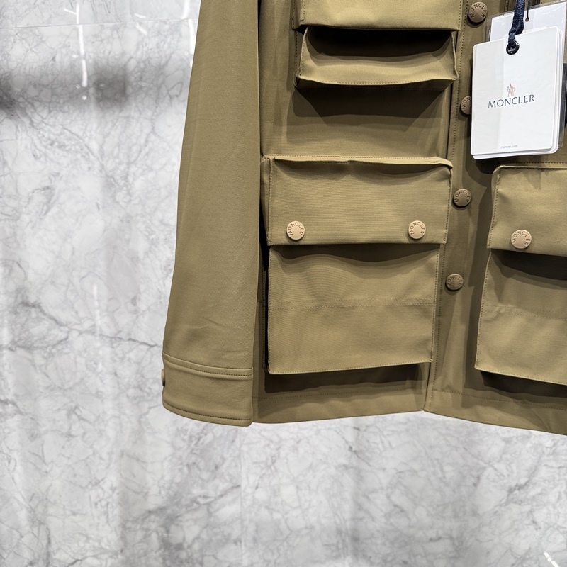 25秋冬新品發(fā)布，蒙口工裝款棉衣出貨，面料及輔料全部原版訂制，工裝機(jī)能風(fēng)做工複雜